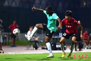  曼联门将神勇发挥零封对手战胜水晶宫