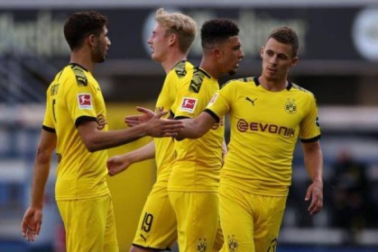  哈兰德帽子戏法助多特大胜德甲对手望尘莫及  