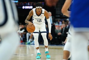  莫兰特伤退灰熊不敌国王  