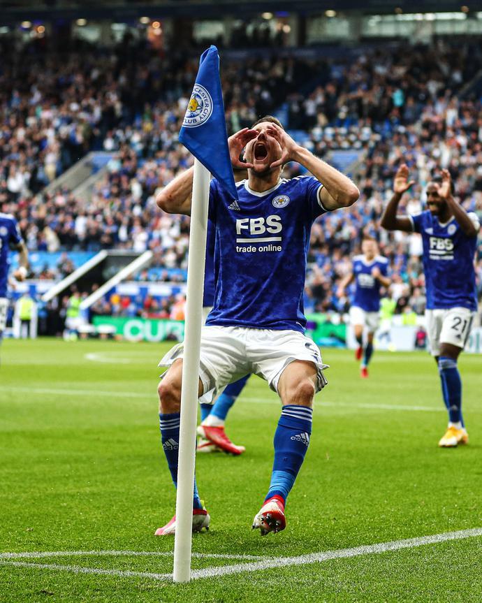  莱斯特城边路传中制胜,瓦尔迪头槌定乾坤