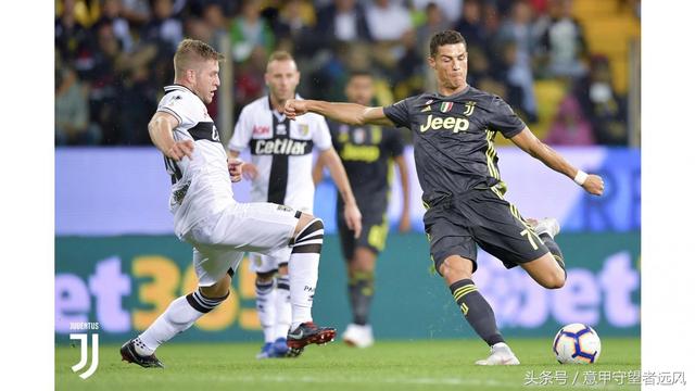  尤文图斯边路传中制胜，两翼齐飞撕裂对手防线  